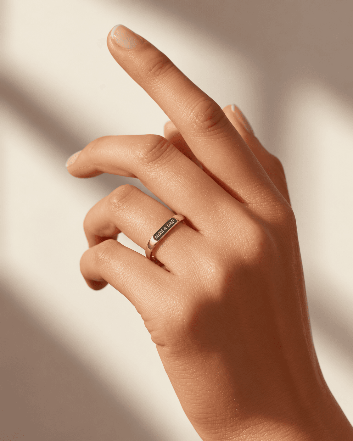 Mom and dad engraved band ring