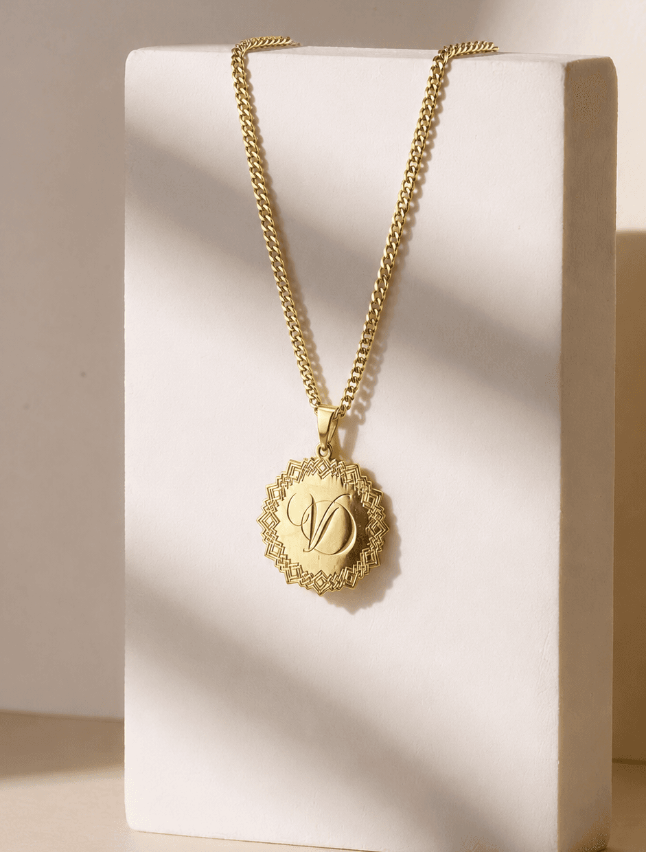 Personalized initial medallion necklace - 925 silver, plated with 18k gold.