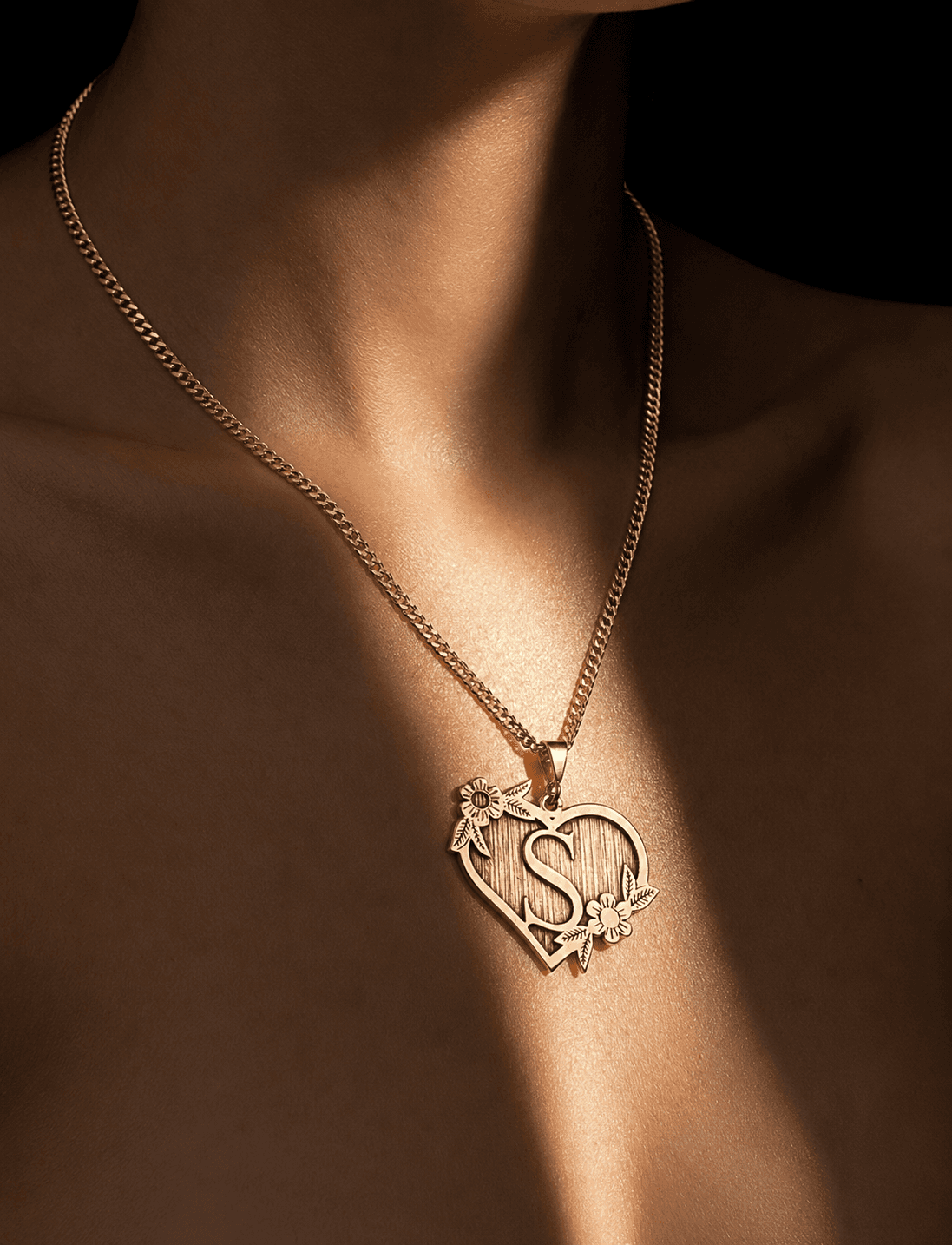 Blooming Heart Initial Necklace - 925 silver, plated with 18k gold